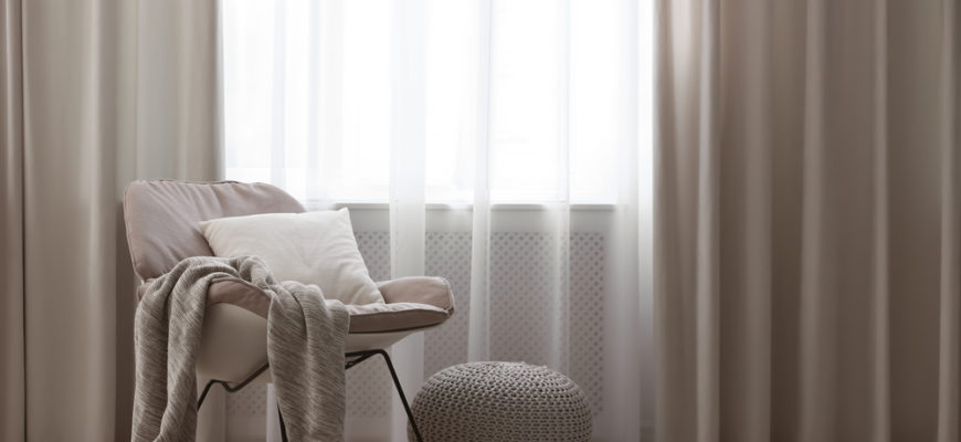Beautiful,Curtains,On,Window,In,Stylish,Room,Interior