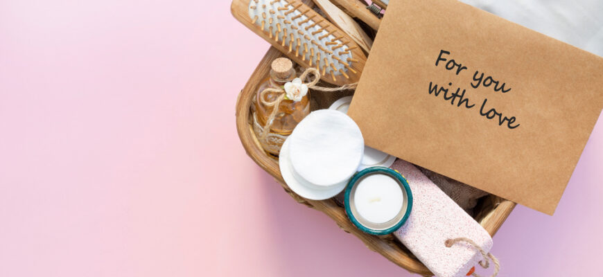 Top,View,Of,Bathroom,Beauty,Set,In,Wooden,Basket,On